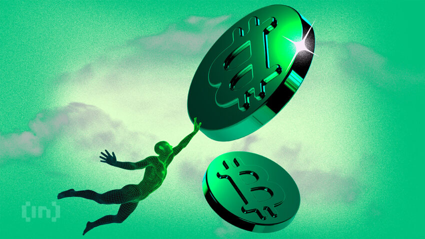 Whale Borong Bitcoin US$8,5 Miliar, BTC Siap Cetak ATH Baru?